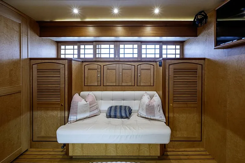 Slide: The Image of Marlow Explorer 66E 2014 - 5878837