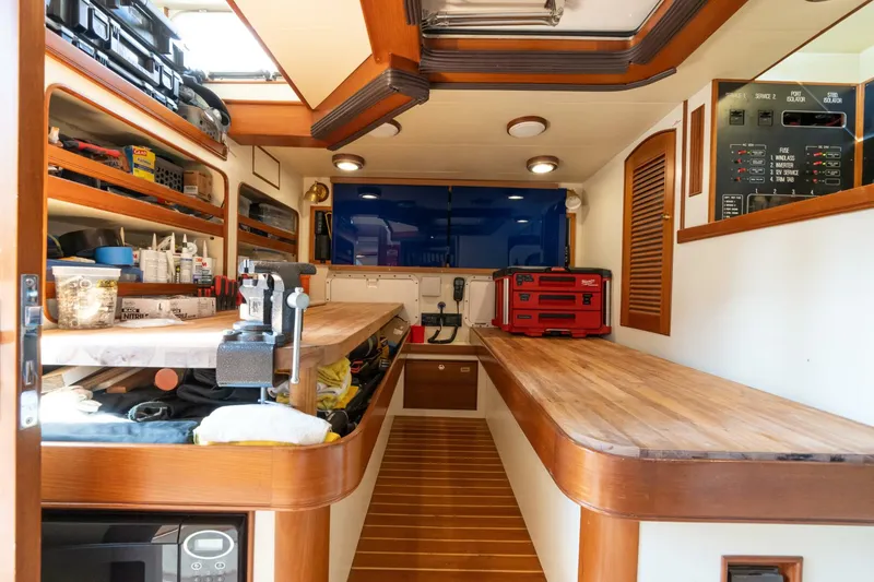 Slide: The Image of Marlow 72 GRIFFIN - Work Shop  2007 Marlow 72 GRIFFIN - 5879196