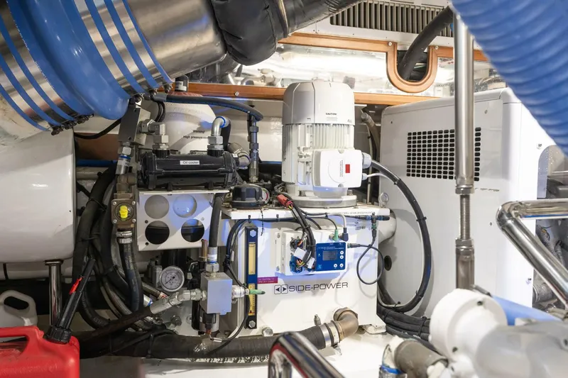 Slide: The Image of Marlow 72 GRIFFIN - Engine Room 2007 Marlow 72 GRIFFIN - 5879208