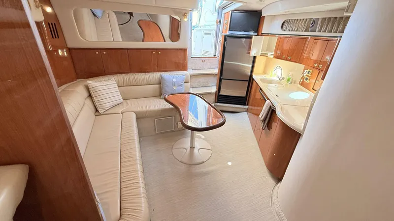 Slide: The Image of Sea Ray 410 Express Cruiser 2001 - 5880831