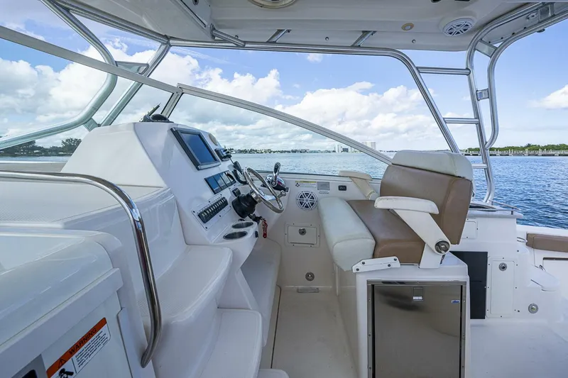 Slide: The Image of Wellcraft 340 Coastal 2013 - 5880313