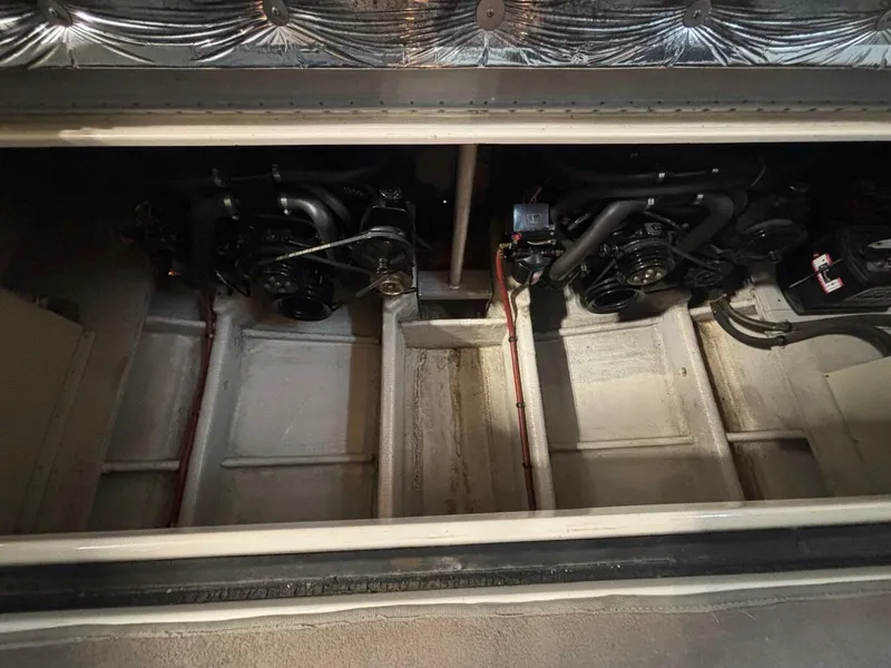 Slide: The Image of Tiara 310 SC 1988 - 5882420