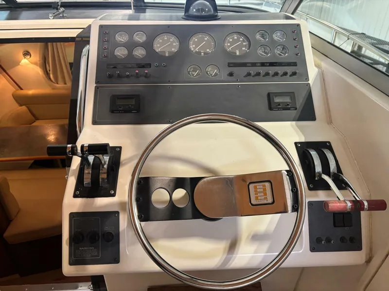 Slide: The Image of Tiara 310 SC 1988 - 5882410