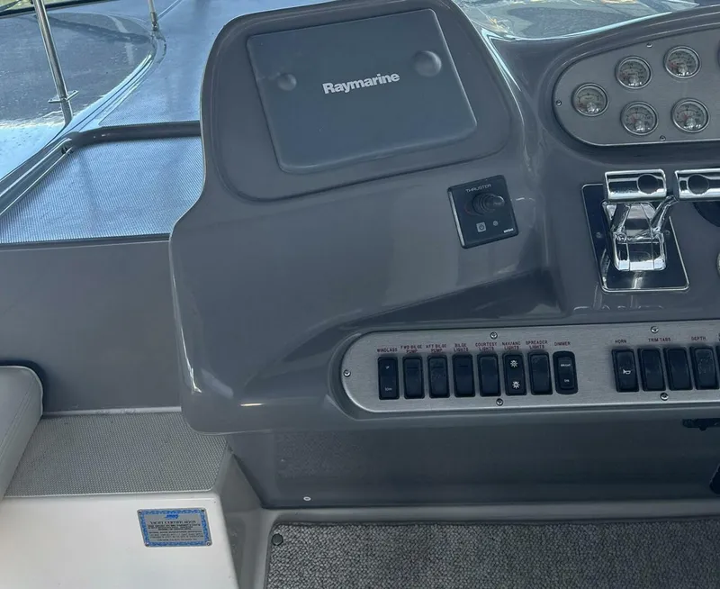 Slide: The Image of Cruisers 370 Express 2006 - 5881954