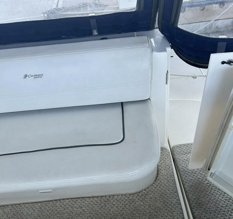 Slide: The Image of Cruisers Yachts 370 Express 2006 - 5881957