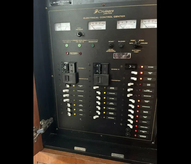 Slide: The Image of Cruisers Yachts 370 Express 2006 - 5881959