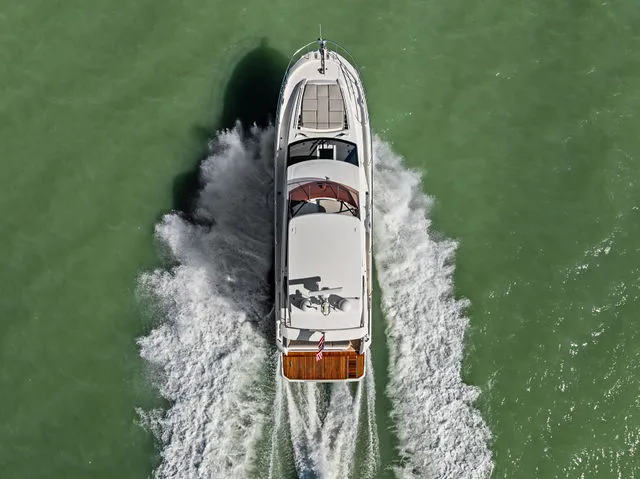 Slide: The Image of Prestige 520 Flybridge 2022 - 106