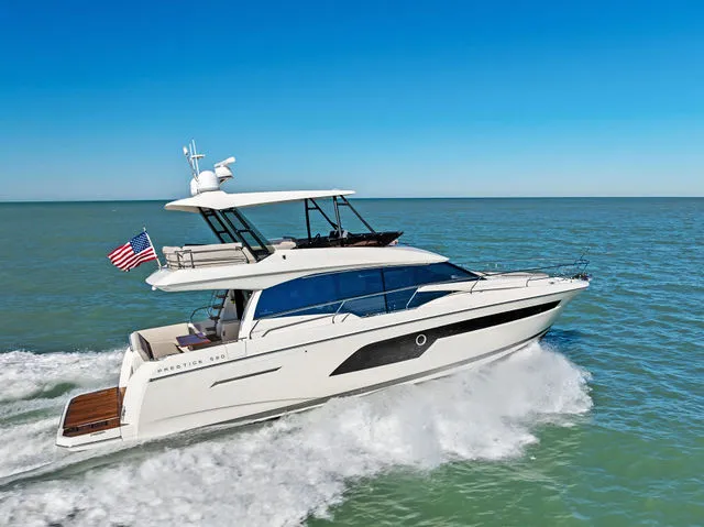 Slide: The Image of Prestige 520 Flybridge 2022 - 111