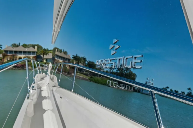 Slide: The Image of Prestige 520 Flybridge 2022 - 5910703