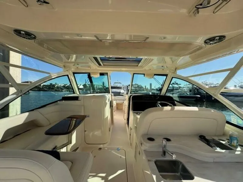 Slide: The Image of 2025 Grady-White Freedom 375 SUZY Q - 5881410