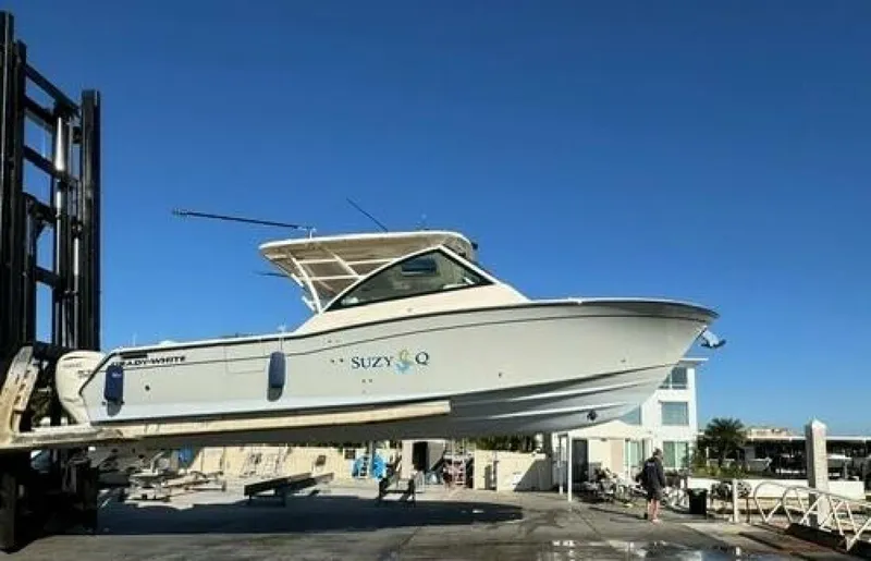 Slide: The Image of 2025 Grady-White Freedom 375 SUZY Q - 5881405