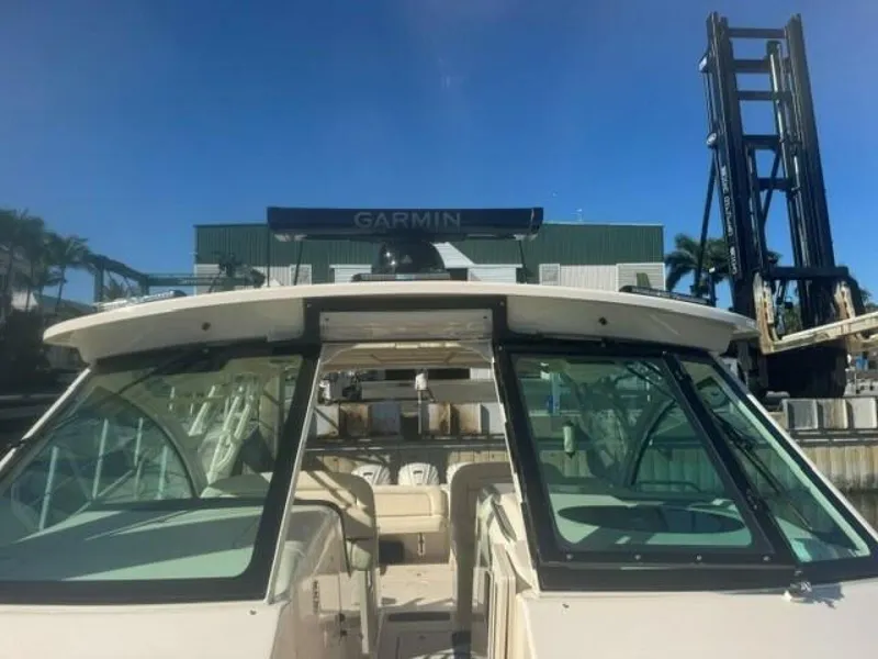 Slide: The Image of 2025 Grady-White Freedom 375 SUZY Q - 5881406