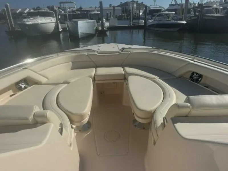 Slide: The Image of 2025 Grady-White Freedom 375 SUZY Q - 5881418