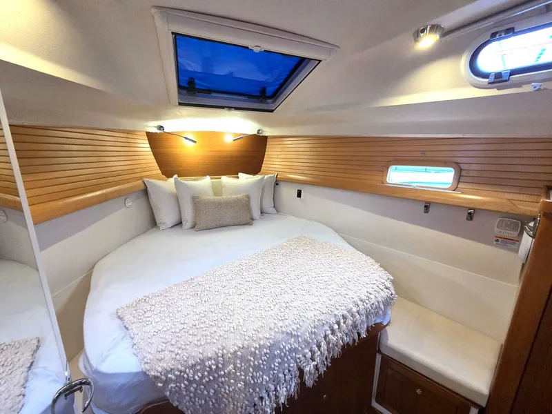 Slide: The Image of Catalina 445 2021 - 5881881