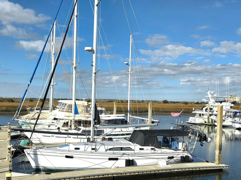 Slide: The Image of Catalina 445 2021 - 5881875