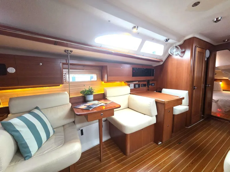 Slide: The Image of Catalina 445 2021 - 5881888