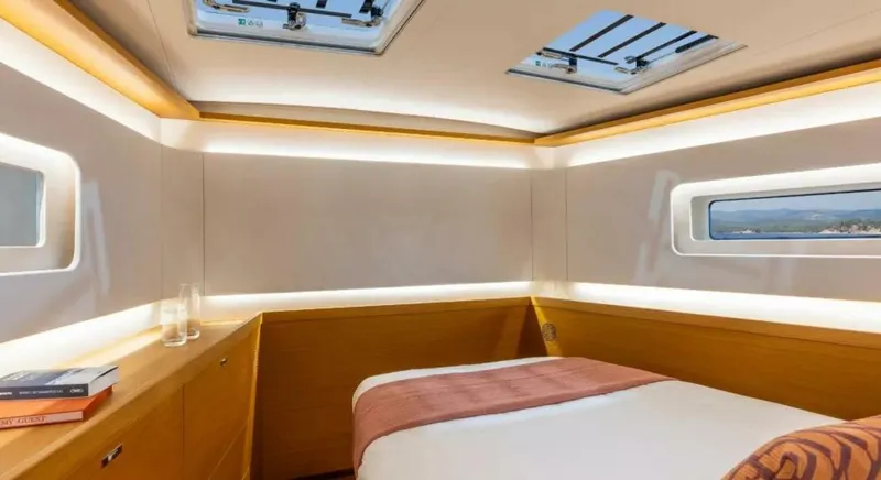 Slide: The Image of Beneteau First 60 Master Cabin - 5883245