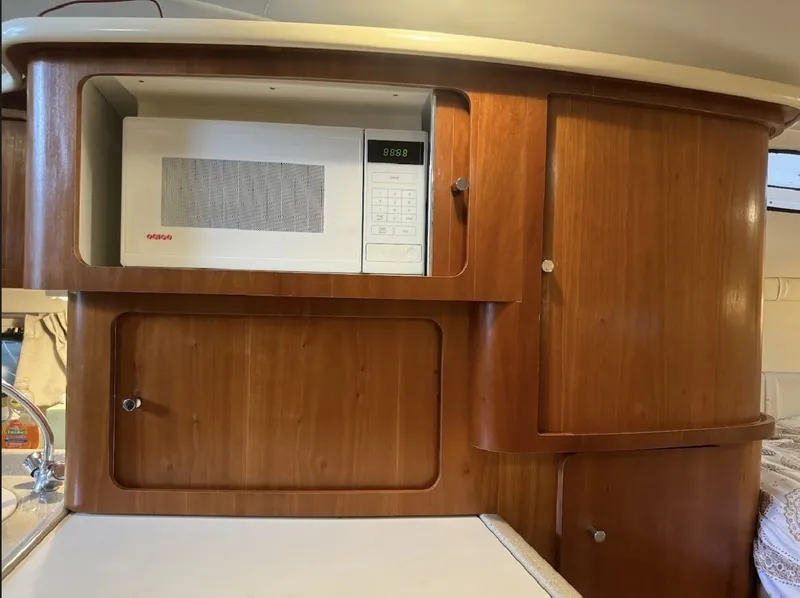 Slide: The Image of Chris-Craft 328 Express Cruiser 2003 - 7458597