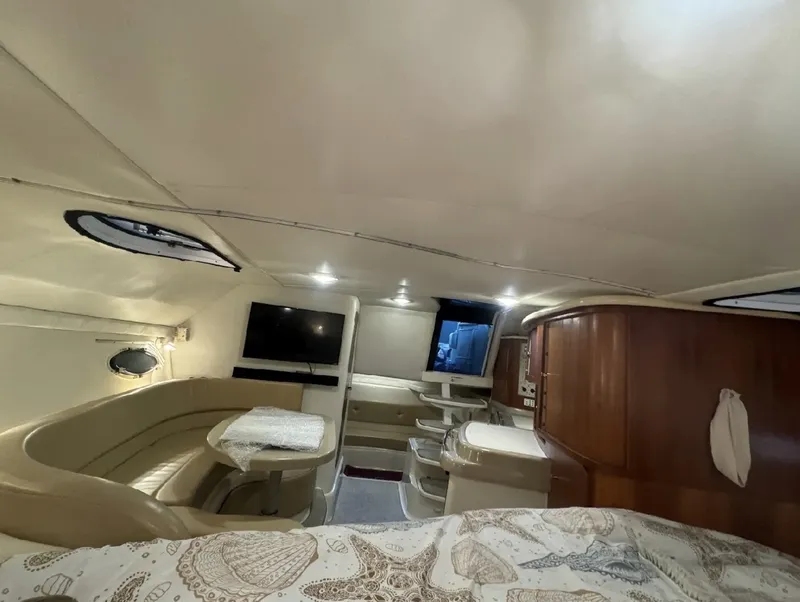 Slide: The Image of Chris-Craft 328 Express Cruiser 2003 - 7458593