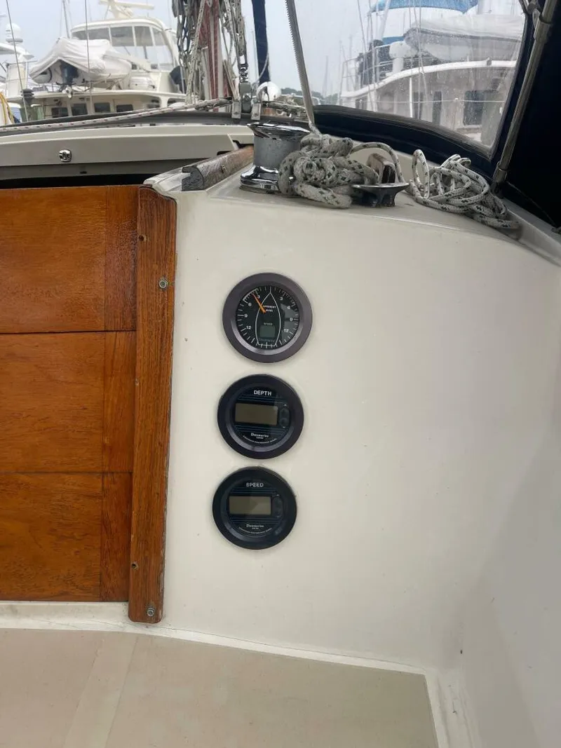 Slide: The Image of O'Day 34 1982 - 5882295