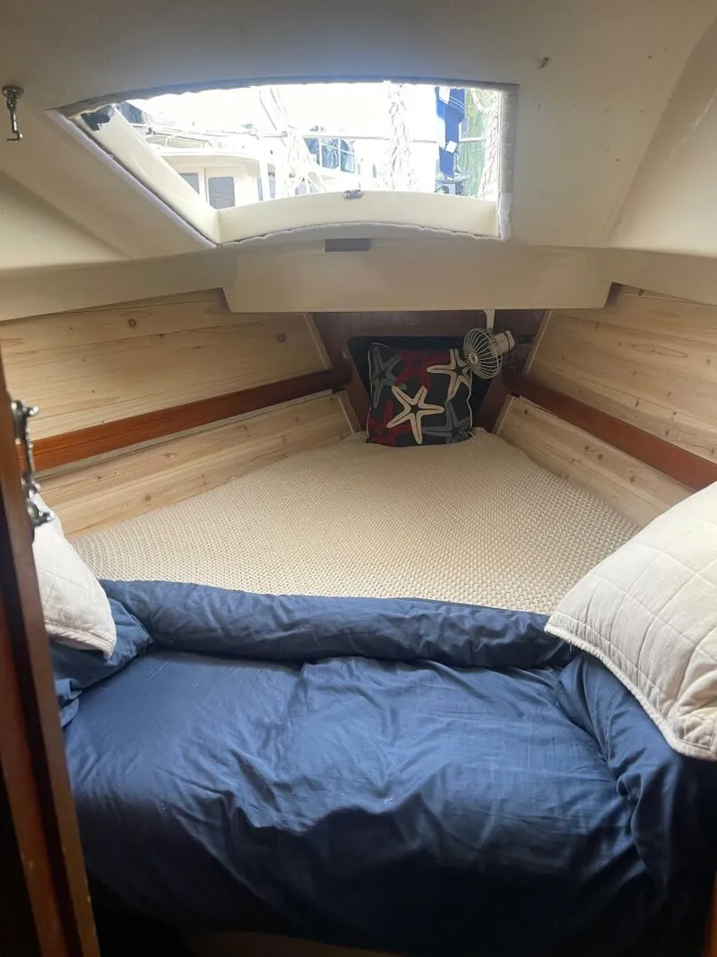 Slide: The Image of O'Day 34 1982 - 5882301