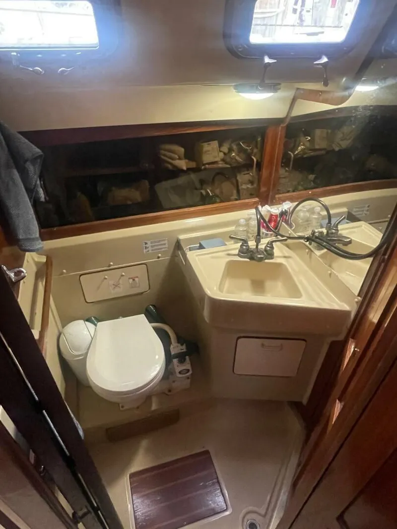 Slide: The Image of O'Day 34 1982 - 5882326