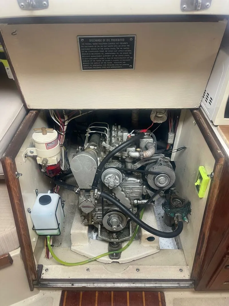 Slide: The Image of O'Day 34 1982 - 5882308