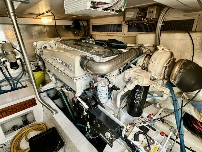 Slide: The Image of Ocean Yachts 50 GOLD COAST - Engine Room 2005 Ocean Yachts 50 GOLD COAST - 7653005