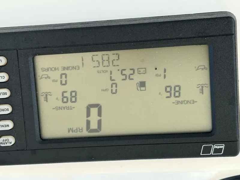 Slide: The Image of Ocean Yachts 50 GOLD COAST - Fly Bridge Helm 2005 Ocean Yachts 50 GOLD COAST - 5882352