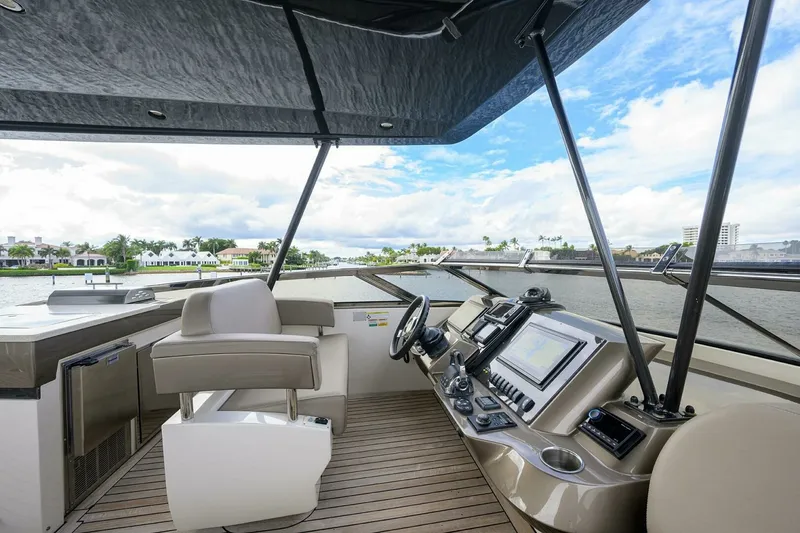 Slide: The Image of Marquis 66 ANDIAMO - Flybridge 2016 Marquis 66 660 Sport Yacht ANDIAMO - 7675164