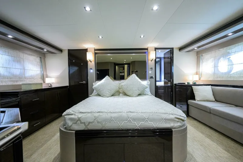 Slide: The Image of Marquis 66 ANDIAMO - Master Stateroom 2016 Marquis 66 660 Sport Yacht ANDIAMO - 7675141