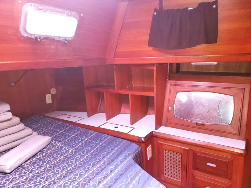 Slide: The Image of Celestial Center Cockpit 1985 - 5882843