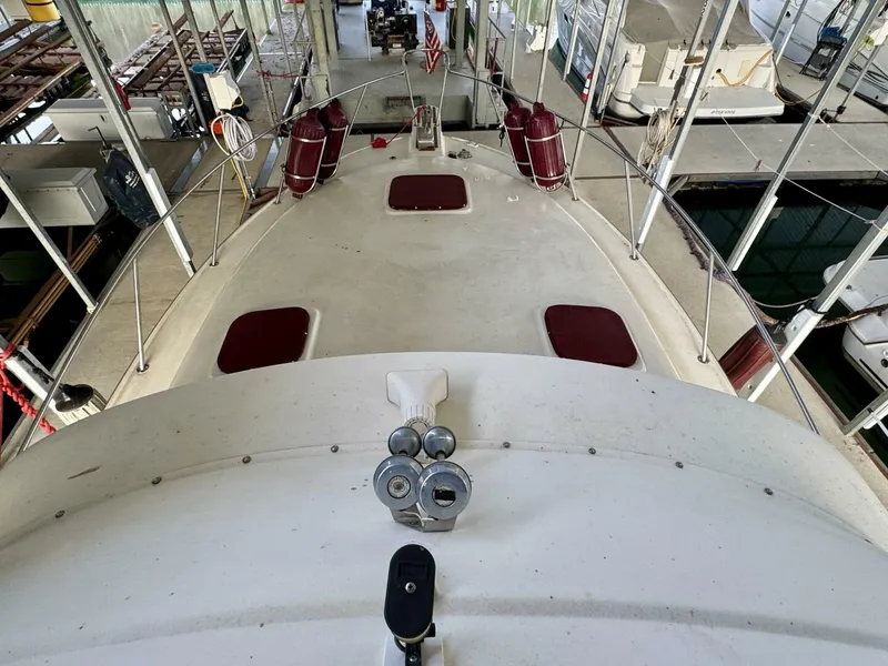 Slide: The Image of Silverton 34 Convertible 1979 - 5882957