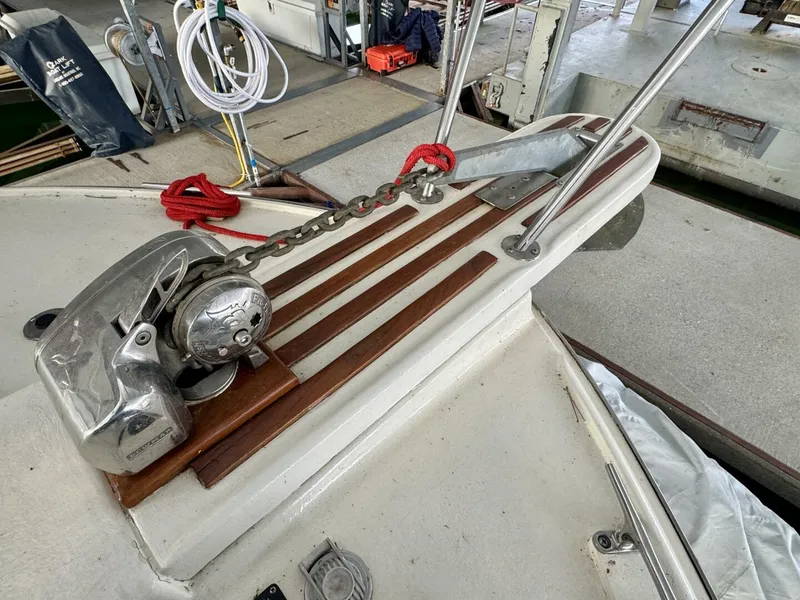 Slide: The Image of Silverton 34 Convertible 1979 - 5882962