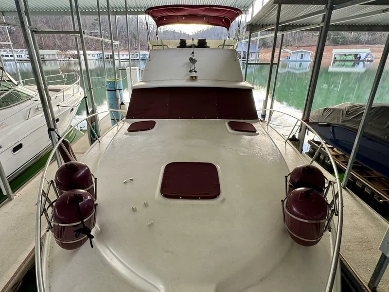 Slide: The Image of Silverton 34 Convertible 1979 - 5882967