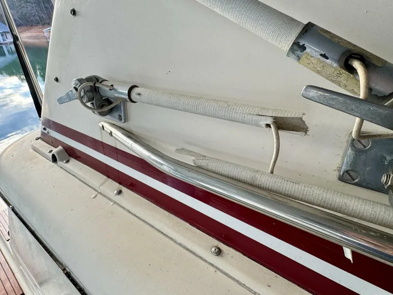 Slide: The Image of Silverton 34 Convertible 1979 - 5882970