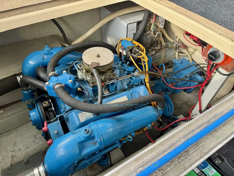 Slide: The Image of Silverton 34 Convertible 1979 - 5882978