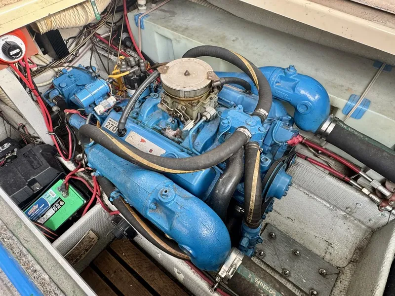 Slide: The Image of Silverton 34 Convertible 1979 - 5882982