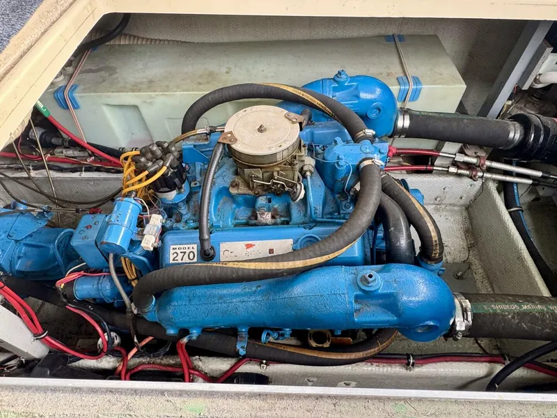 Slide: The Image of Silverton 34 Convertible 1979 - 5882983