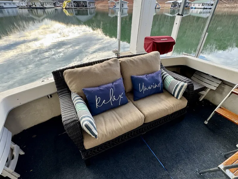 Slide: The Image of Silverton 34 Convertible 1979 - 5882991