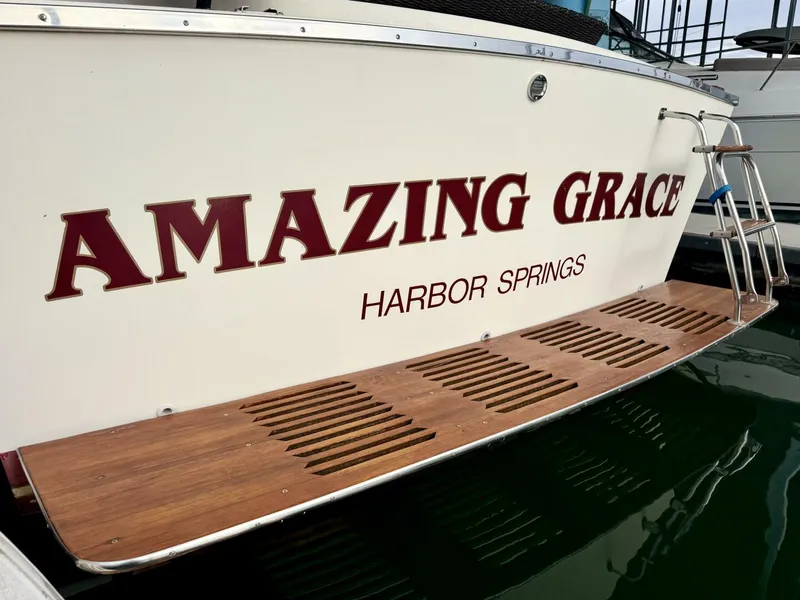 Slide: The Image of Silverton 34 Convertible 1979 - 5882997