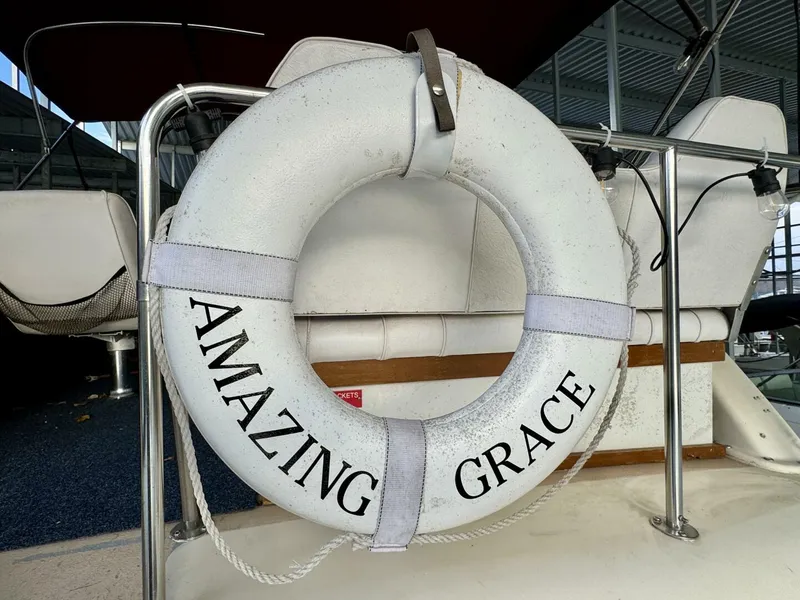 Slide: The Image of Silverton 34 Convertible 1979 - 5883001