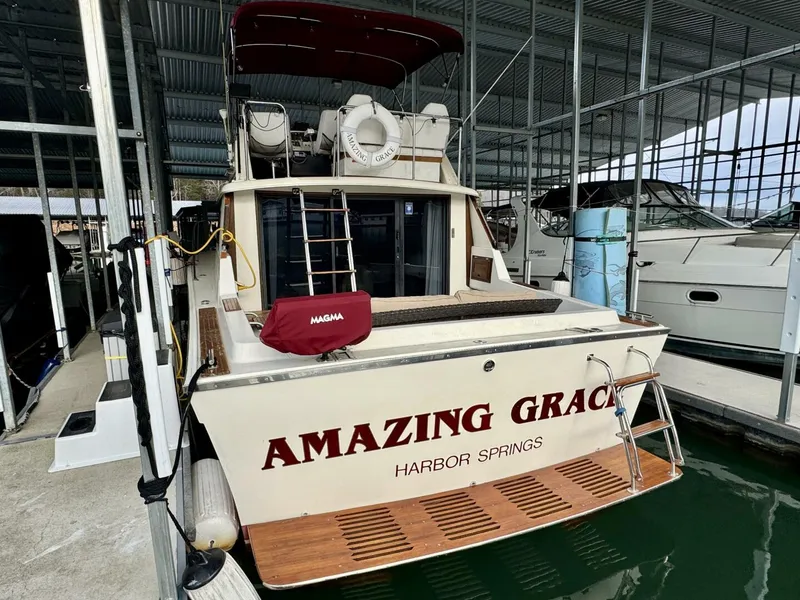 Slide: The Image of Silverton 34 Convertible 1979 - 5882867