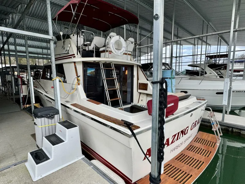 Slide: The Image of Silverton 34 Convertible 1979 - 5882868