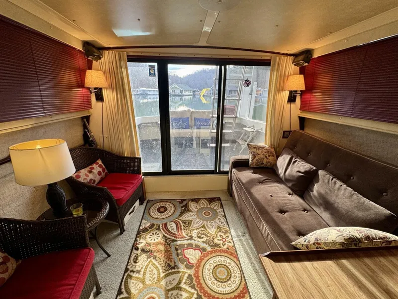 Slide: The Image of Silverton 34 Convertible 1979 - 5882878