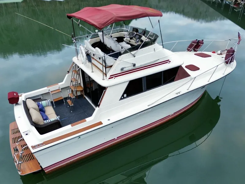 Slide: The Image of Silverton 34 Convertible 1979 - 5882852