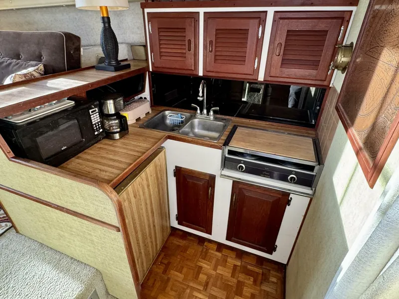 Slide: The Image of Silverton 34 Convertible 1979 - 5882895