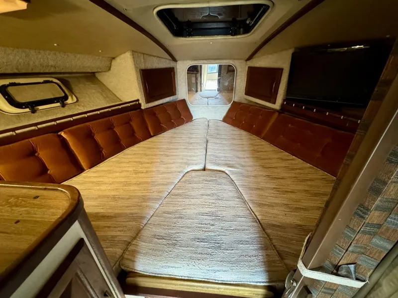 Slide: The Image of Silverton 34 Convertible 1979 - 5882910