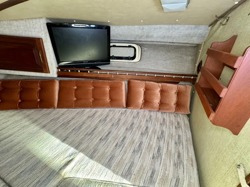 Slide: The Image of Silverton 34 Convertible 1979 - 5882912