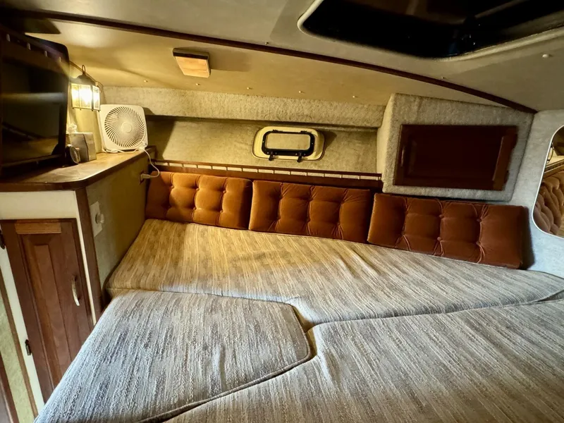 Slide: The Image of Silverton 34 Convertible 1979 - 5882915